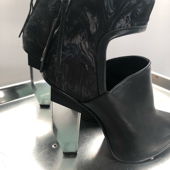 Miista Debora Cutout Leather Ankle Boots Black/blue/turquoise heel, Size 36 - Picture 7 of 7